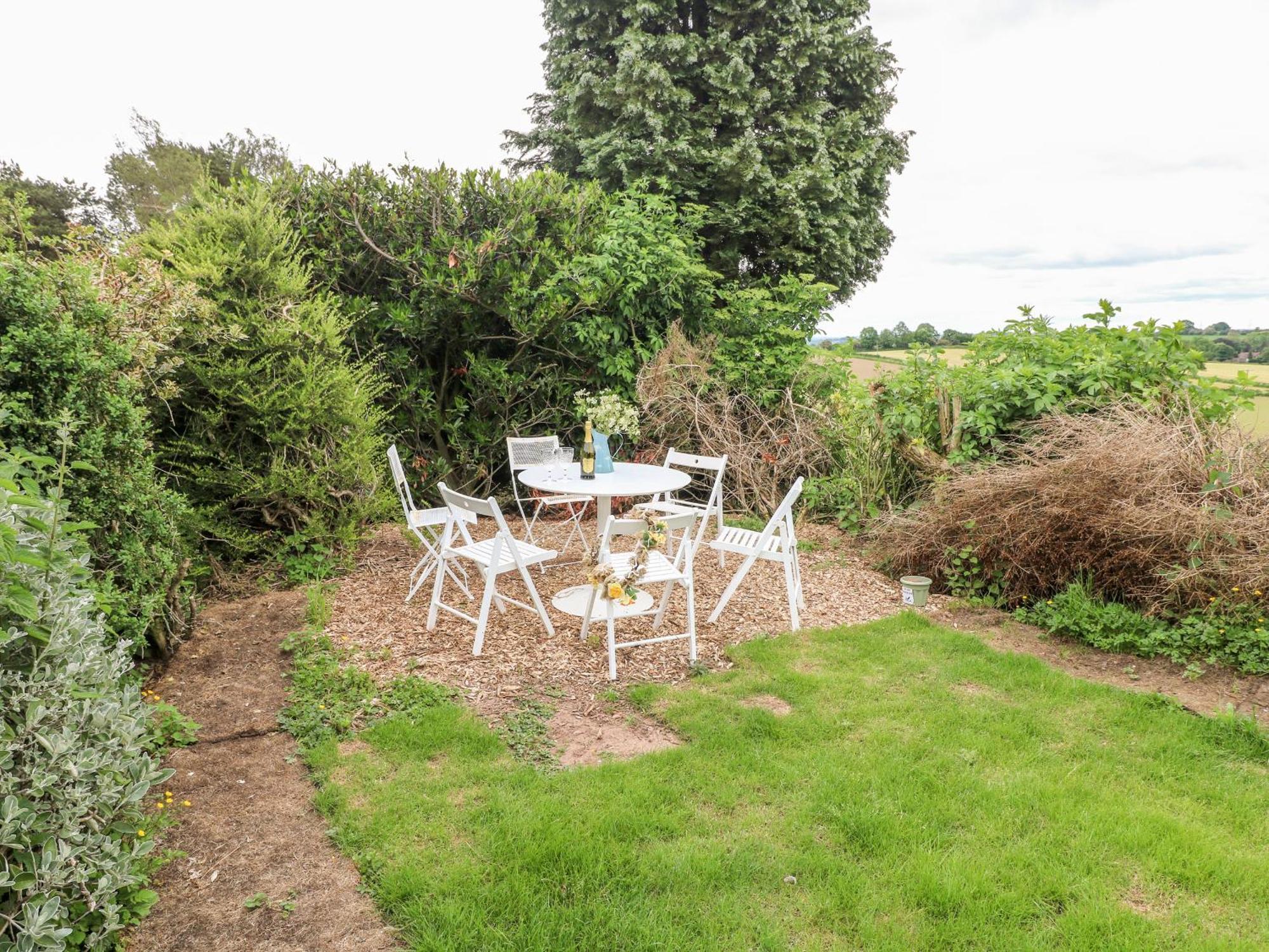 Fields Farm Villa Draycott in the Moors Екстериор снимка