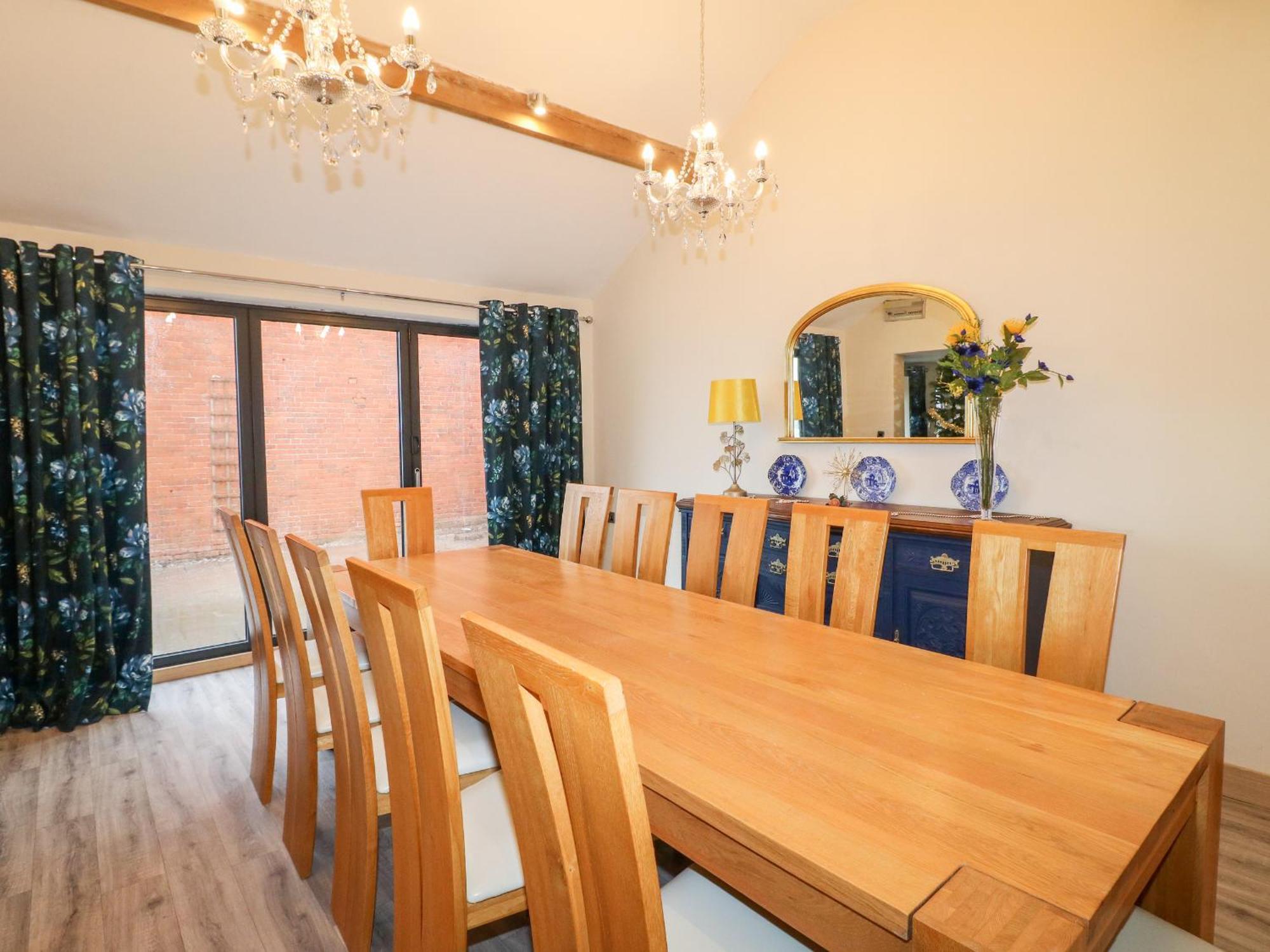 Fields Farm Villa Draycott in the Moors Екстериор снимка