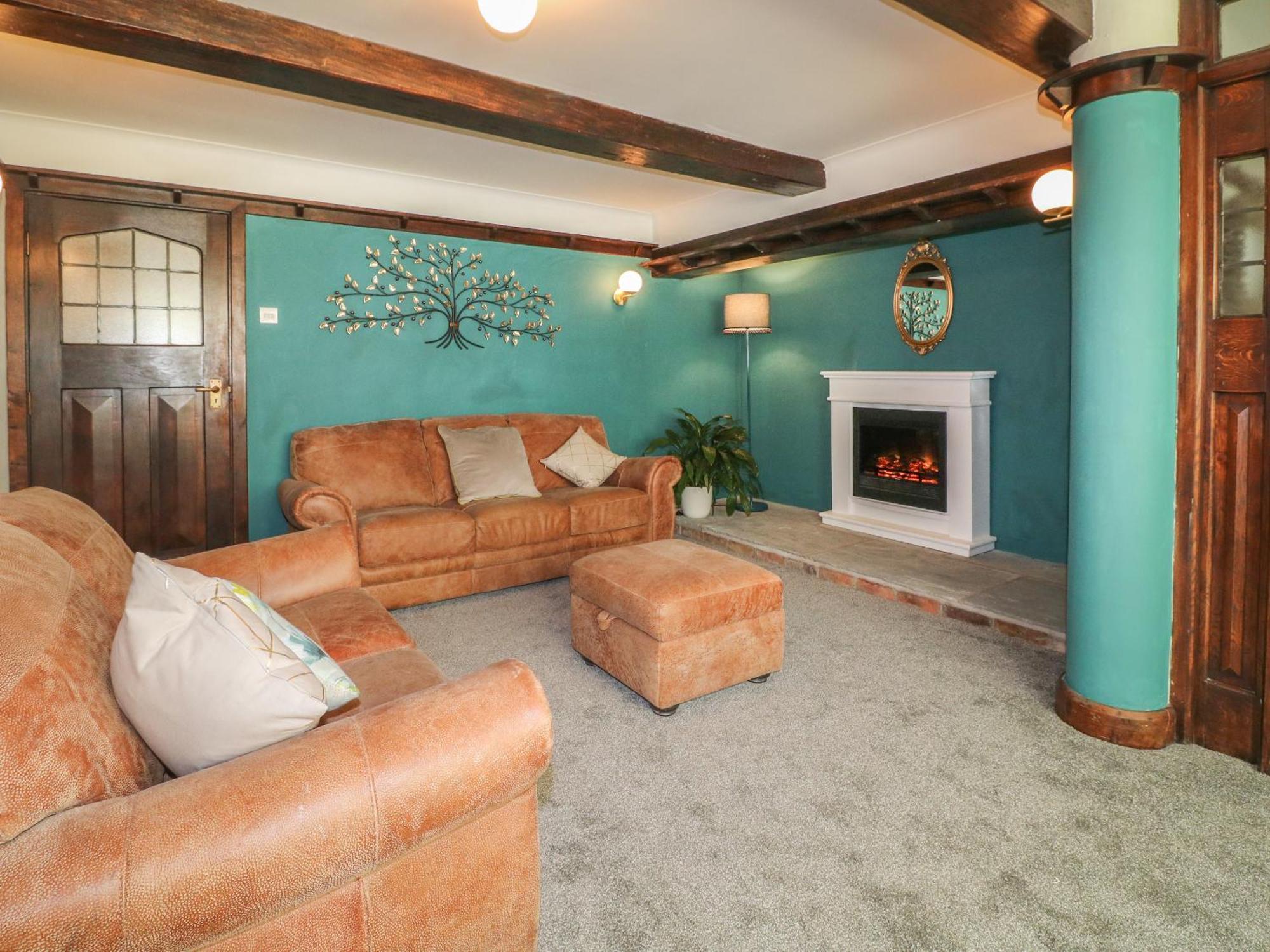 Fields Farm Villa Draycott in the Moors Екстериор снимка